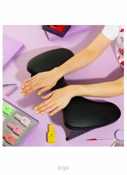 DNKA Podpórka pod dłonie do manicure Czarny