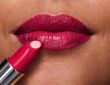 AVON Hydramatic Shine lśniąca szminka z kwasem hialuronowym kolor Carmine - 2