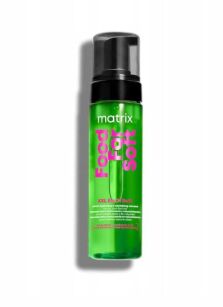 Matrix Food For Soft Nawilżająca pianka do włosów dodająca objętości 200ml