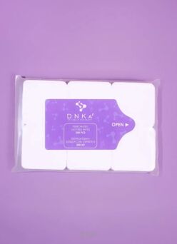 DNKA Perforowane bezpyłowe waciki 5x5cm (200 szt.)